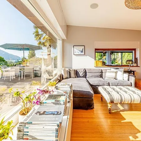 Frontlake Villa