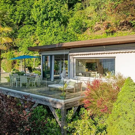 Frontlake Villa Tresserve